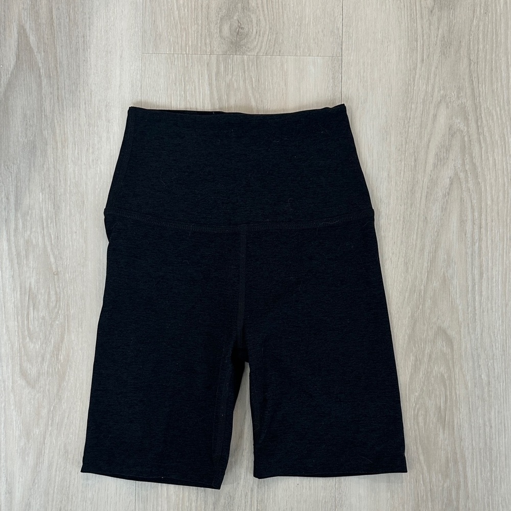 Beyond Yoga Black Biker Shorts size XS